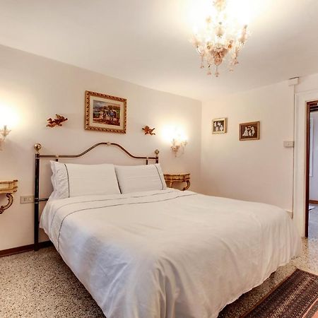 Ca' Apostoli Apartment Venesia Bagian luar foto