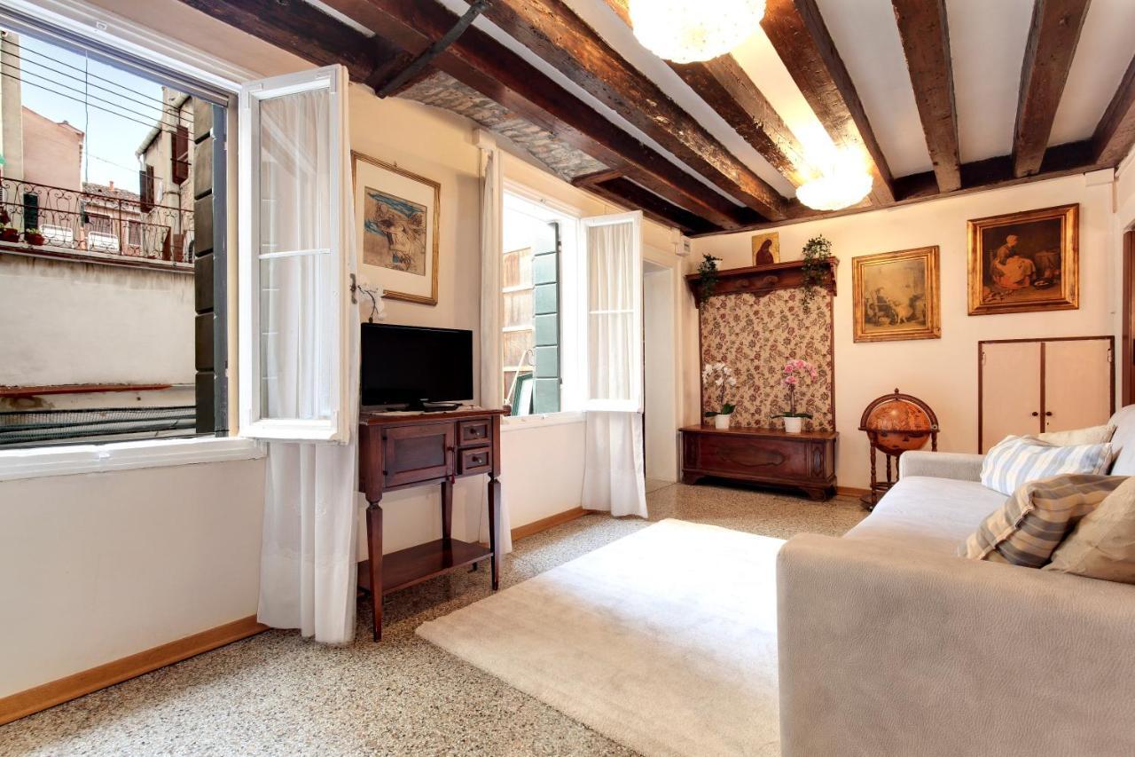 Ca' Apostoli Apartment Venesia Bagian luar foto
