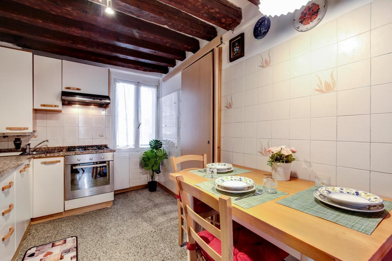 Ca' Apostoli Apartment Venesia Bagian luar foto
