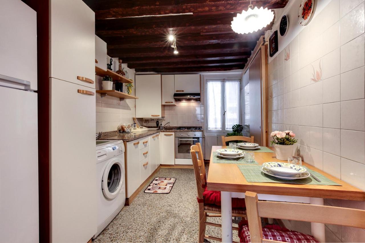 Ca' Apostoli Apartment Venesia Bagian luar foto