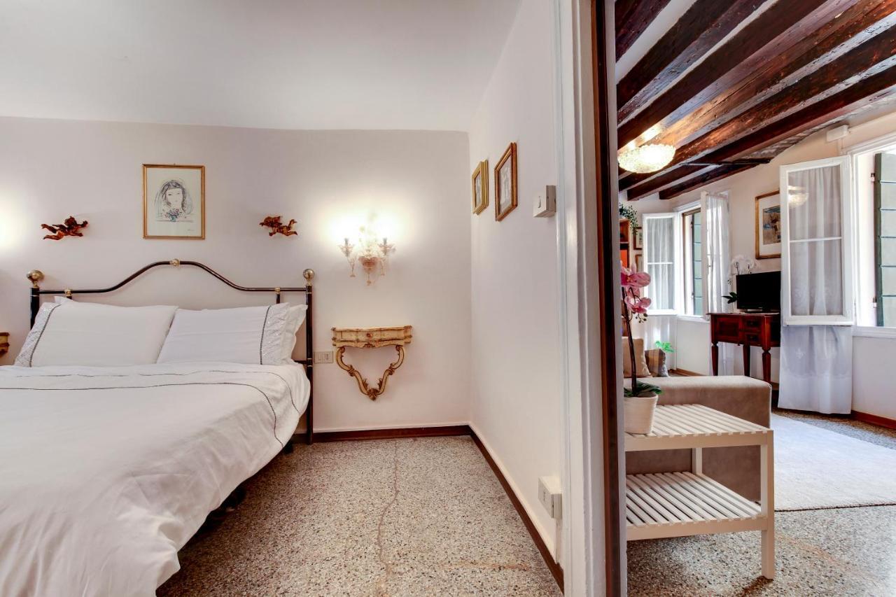 Ca' Apostoli Apartment Venesia Bagian luar foto